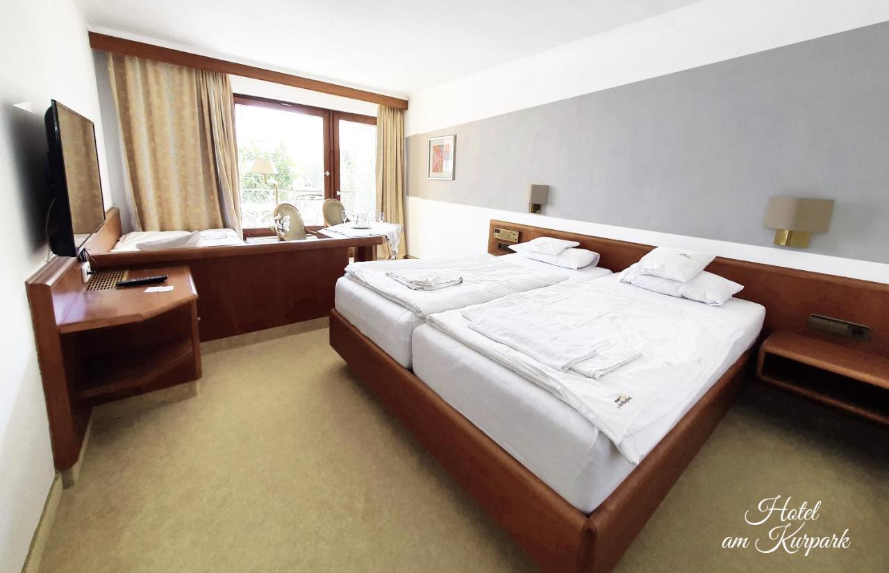 Hotel Am Kurpark Bad Wimpfen Exterior photo